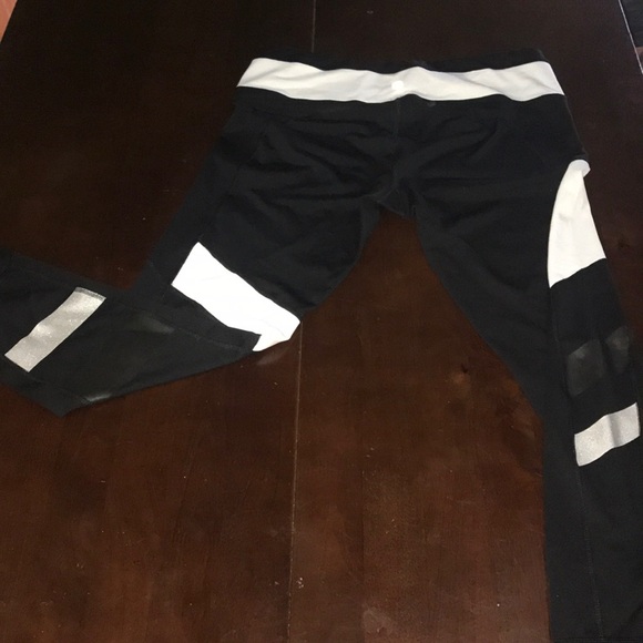 90 Degree By Reflex Pants - 90 DEGREE Reflective black and White Leggings